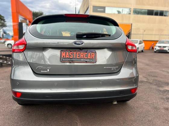FORD FOCUS 2.0 SE FASTBACK 16V FLEX 4P POWERSHIFT FORD FOCUS 2.0 SE FASTBACK 16V FLEX 4P POWERSHIFT